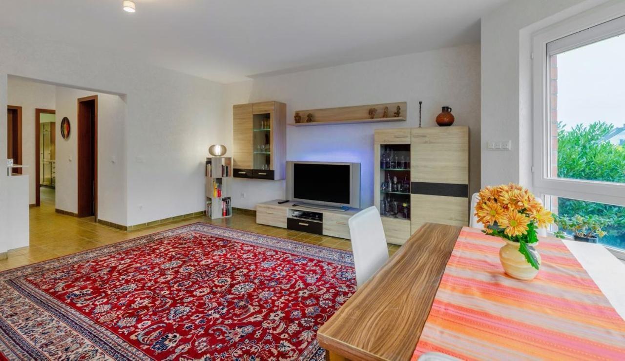 Modernes Apartment In Schoener Lage Ντίσελντορφ Εξωτερικό φωτογραφία
